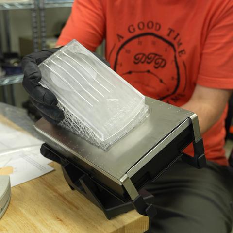 Removing GutBomb MacPicoModem from flex build plate